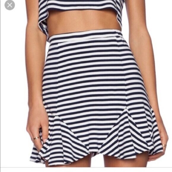 Lovers + Friends Get Away Navy Striped Skirt Med - Picture 3 of 10